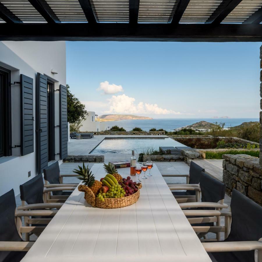 Myconian Platinum Senior & Deluxe Villas Kalafatis Exterior foto